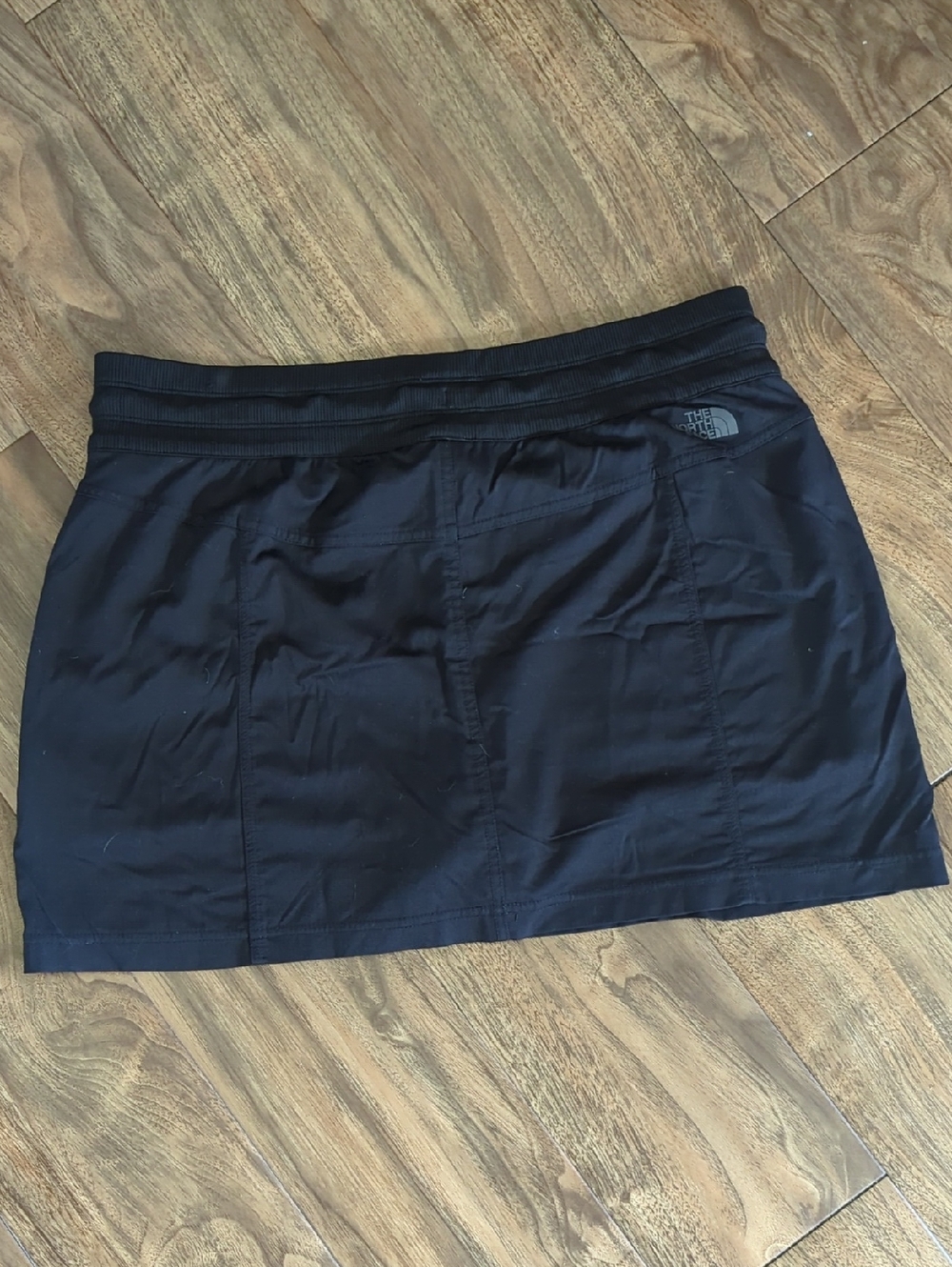The North Face Black Active Skort/Skirt - Picture 2 of 7
